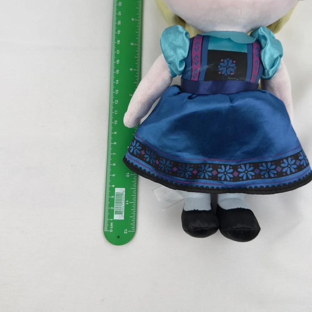 Disney Store Exclusive Authentic Frozen Toddler Elsa 12